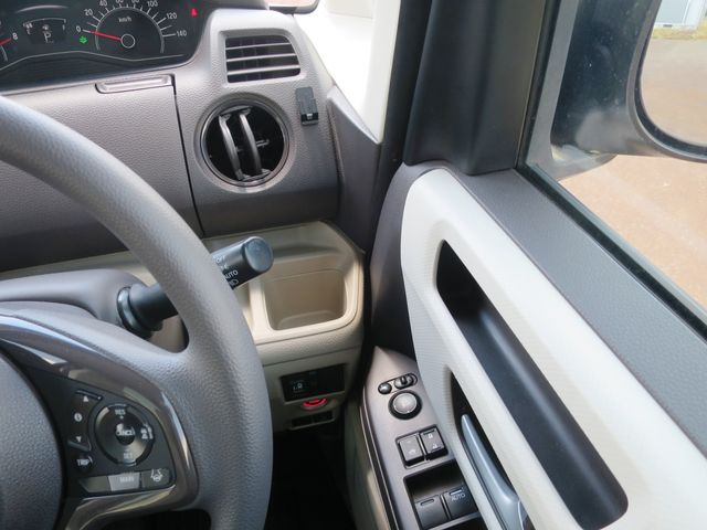 N BOX 4WD