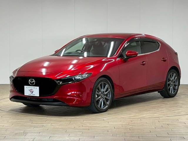 MAZDA3 FASTBACK