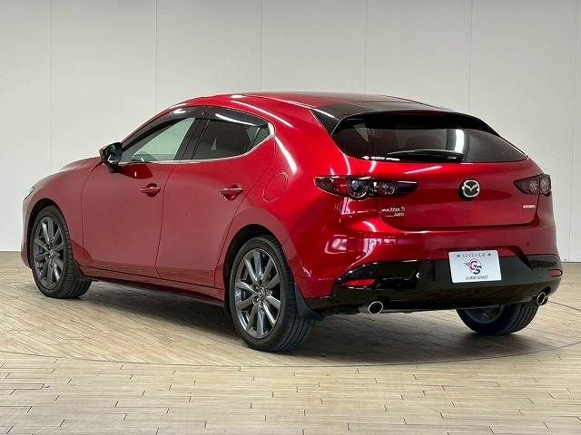 MAZDA3 FASTBACK