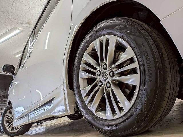 ALPHARD hybrid