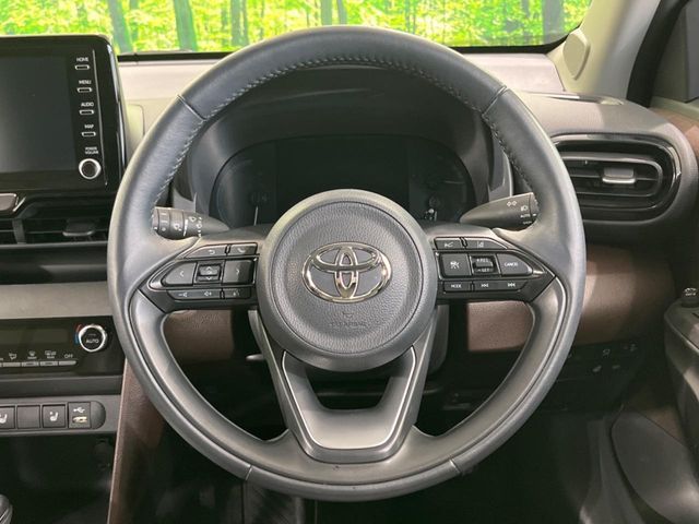 YARIS CROSS HYBRID