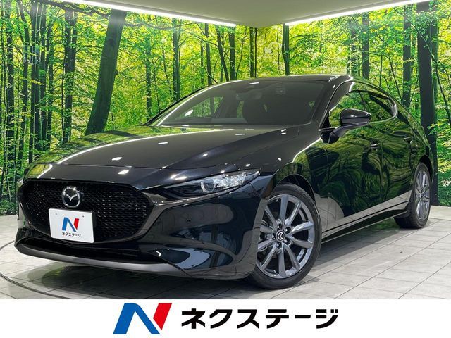 MAZDA3 FASTBACK