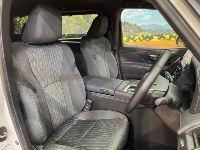 ALPHARD hybrid 4WD