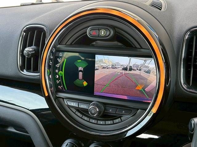 BMW MINI COOPER SD CROSSOVER