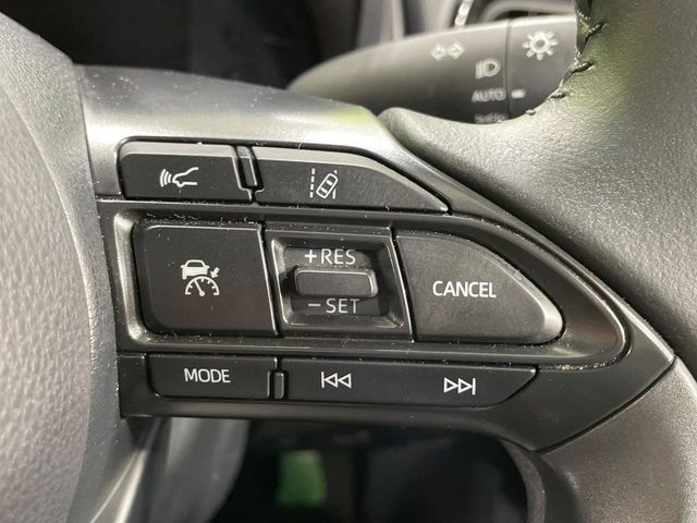 YARIS CROSS HYBRID