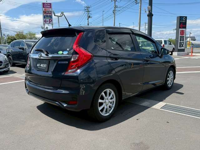 FIT HYBRID