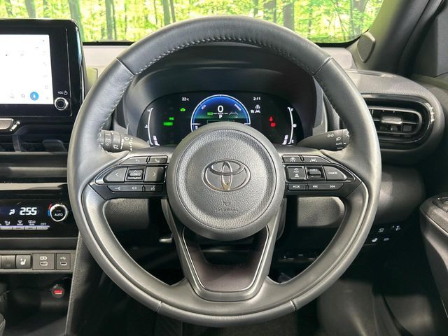 YARIS CROSS HYBRID