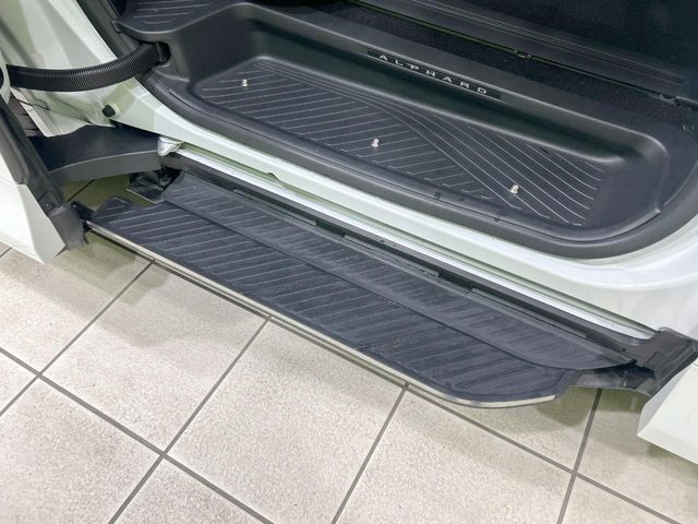 ALPHARD hybrid