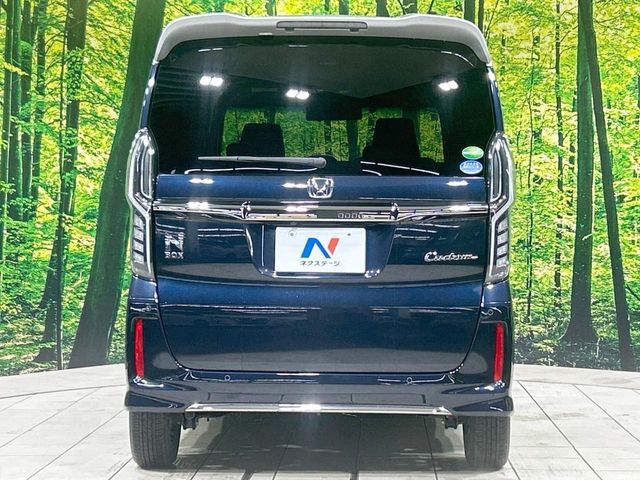 N BOX CUSTOM