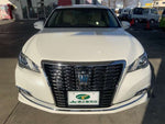 CROWN sedan hybrid
