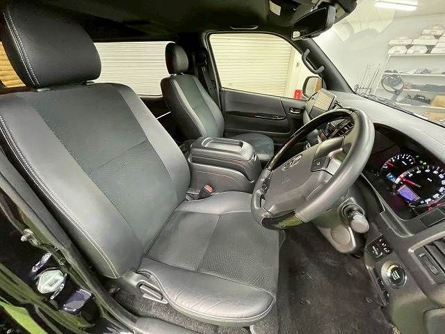HIACE van 2WD