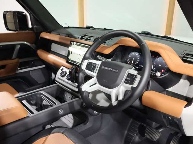 ROVER DEFENDER
