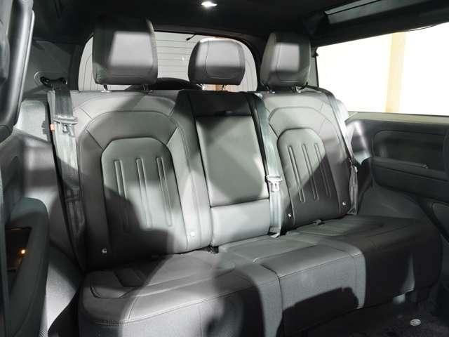ROVER DEFENDER