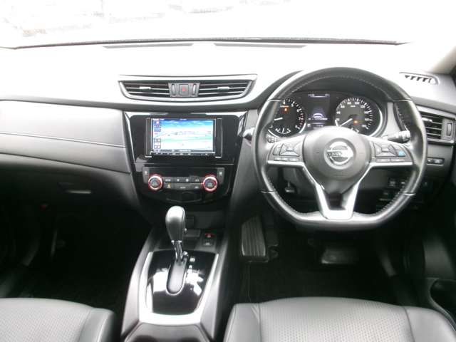 X-TRAIL 2WD