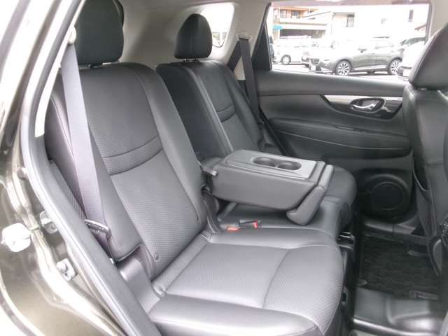 X-TRAIL 2WD