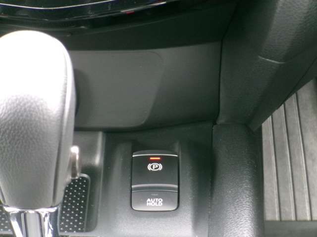 X-TRAIL 2WD