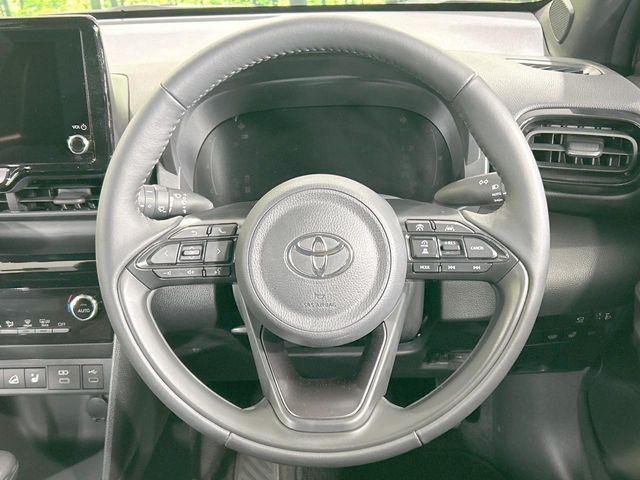 YARIS CROSS HYBRID