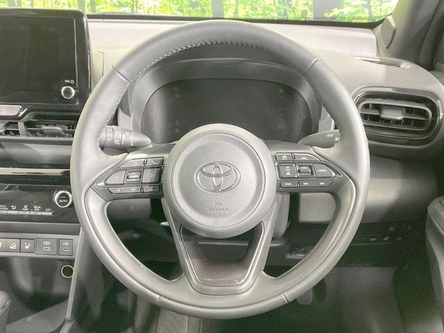 YARIS CROSS HYBRID