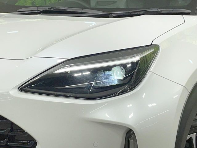 YARIS CROSS HYBRID