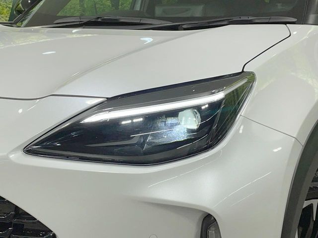 YARIS CROSS HYBRID