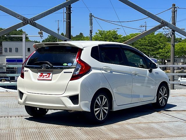 FIT HYBRID