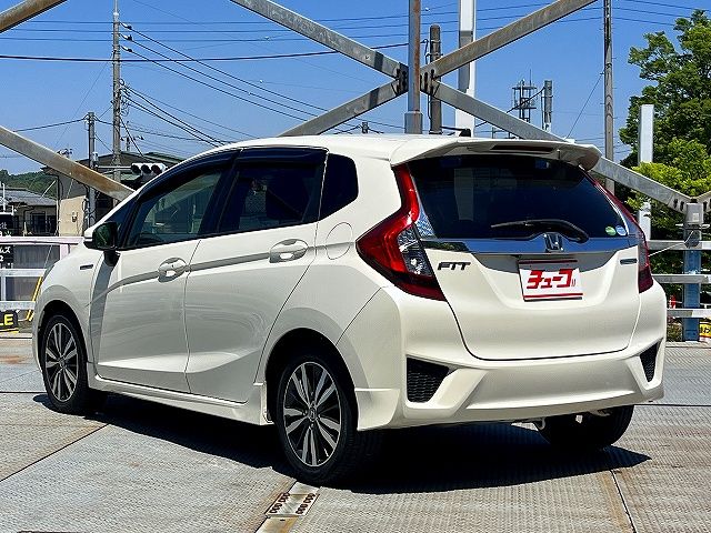 FIT HYBRID