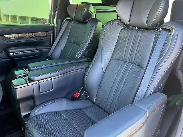ALPHARD hybrid 4WD