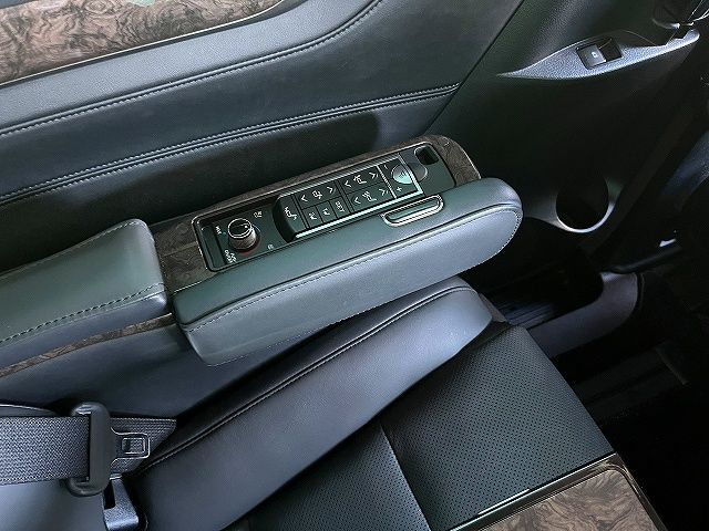 ALPHARD hybrid 4WD