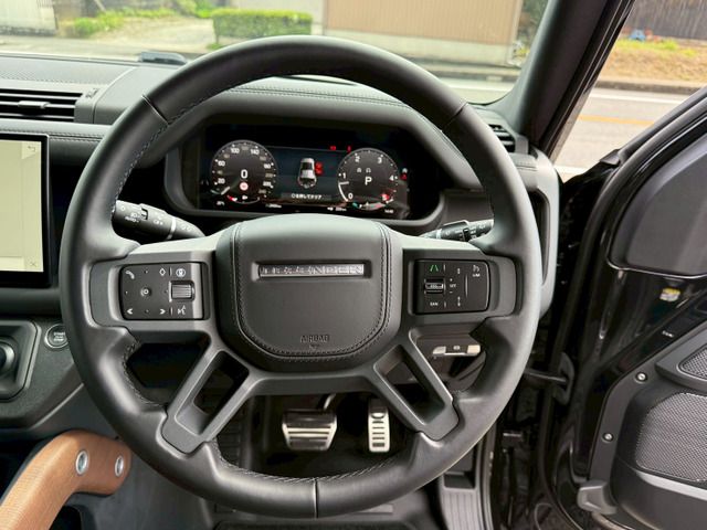 ROVER DEFENDER