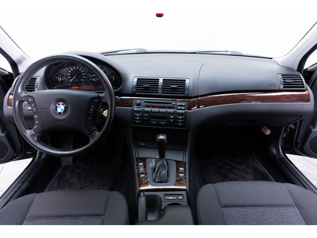 BMW 3 Series sedan