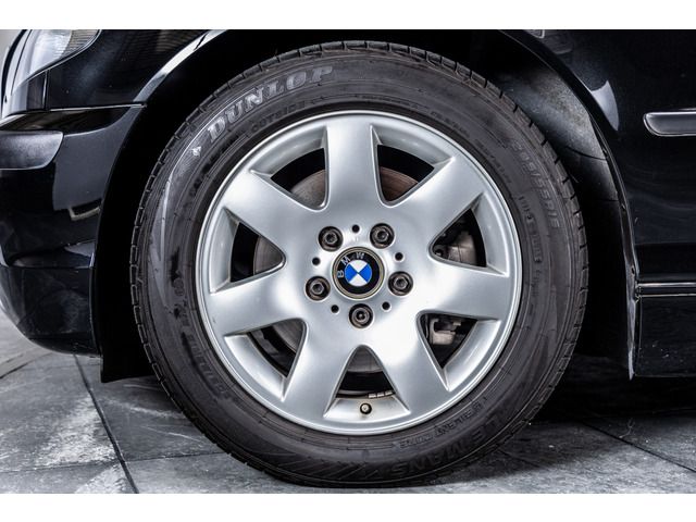 BMW 3 Series sedan