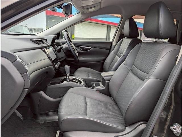 X-TRAIL 2WD