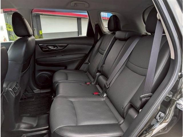 X-TRAIL 2WD