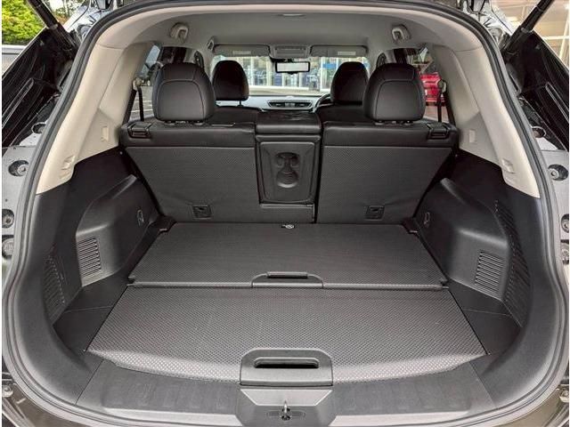 X-TRAIL 2WD