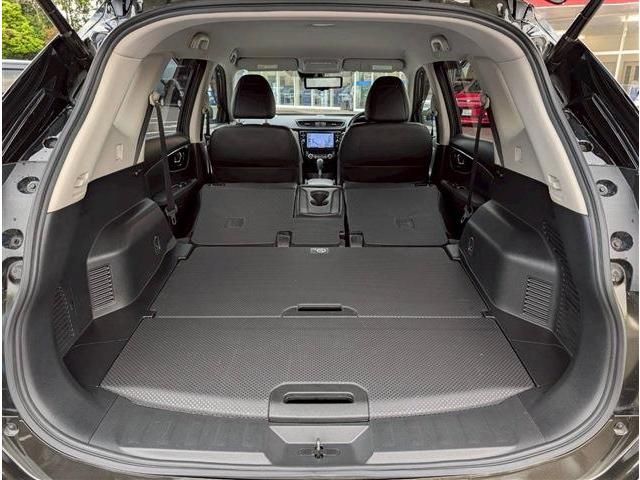 X-TRAIL 2WD