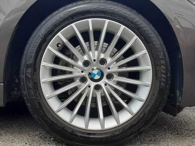 BMW 3 Series sedan