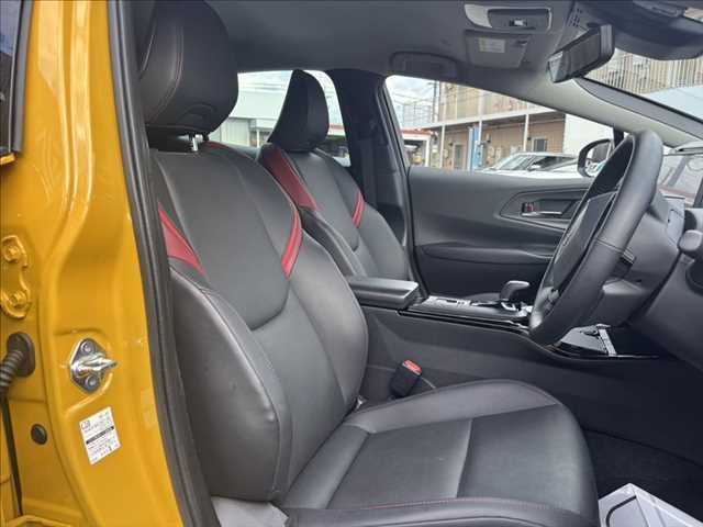 PRIUS 4WD