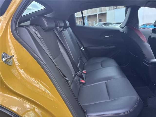 PRIUS 4WD