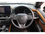 CROWN sedan hybrid