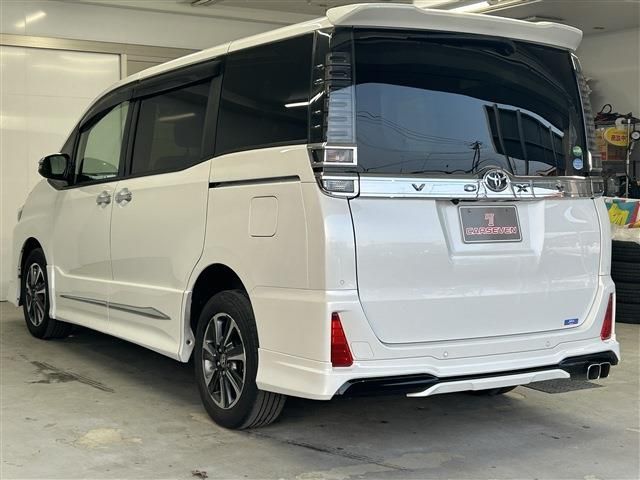 VOXY 4WD