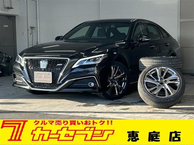 CROWN sedan hybrid 4WD