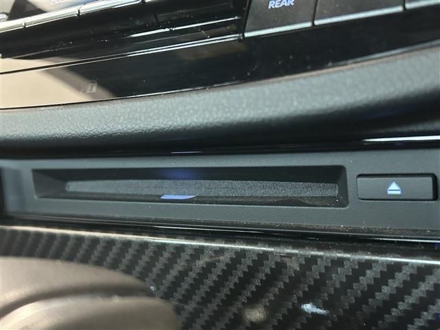 CROWN sedan hybrid 4WD
