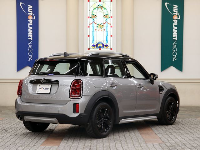 MINI COOPER D CROSSOVER