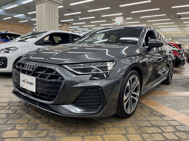 AUDI A3 Sedan