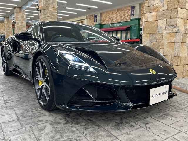 LOTUS EMIRA