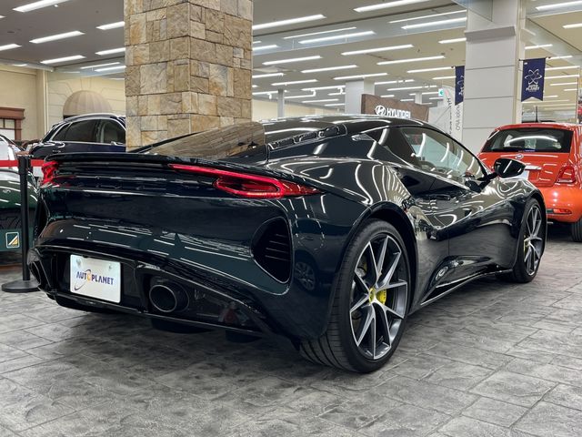 LOTUS EMIRA