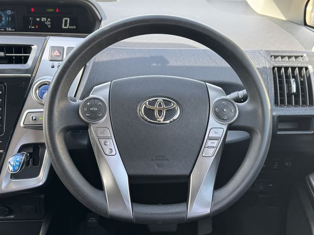 PRIUS Alpha