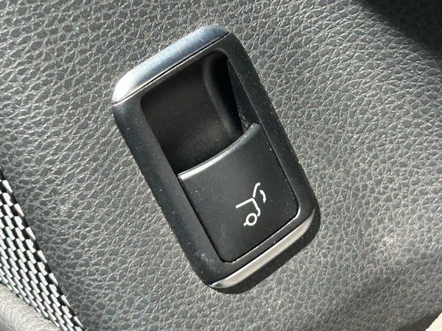 MERCEDES BENZ GLA class