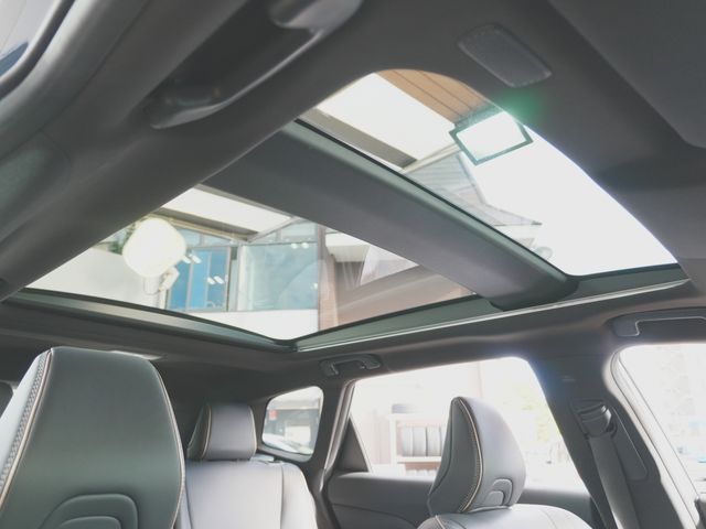 CROWN ESTATE 4WD