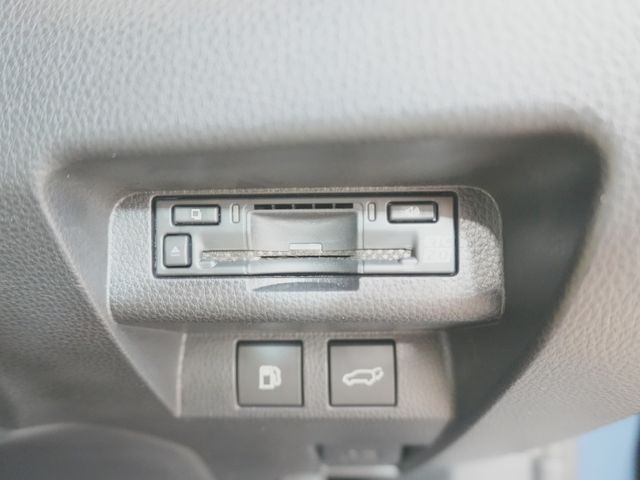 CROWN ESTATE 4WD